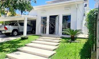 Imagem: Casa em condomínio em Camboinhas com 3