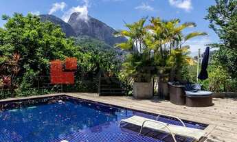 Imagem: RIO DE JANEIRO - Casa Padrão - Gávea