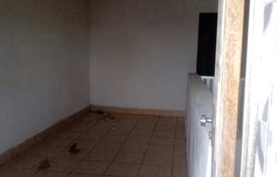 Imagem 3: Alugo casa pró. á Facol