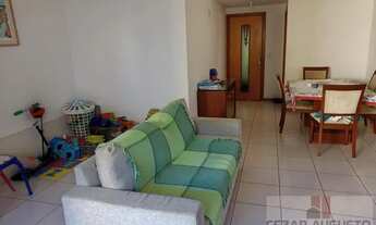 Imagem 2: Apartamento no 1º andar de 3 quartos com área privativa de 94 m² e 2 garagens Costa Azul S