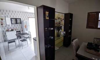 Imagem 2: Casa com piscina