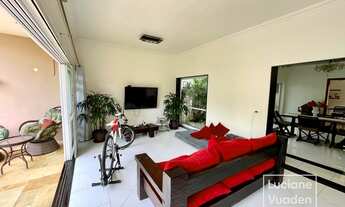 Imagem 7: Casa para venda possui 305 metros quadrados com 3 quartos em Jardim Guanabara - Rio de Jan