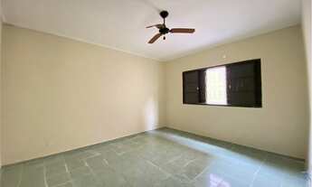 Imagem 3: Casa para venda com 256 metros quadrados com 3 quartos