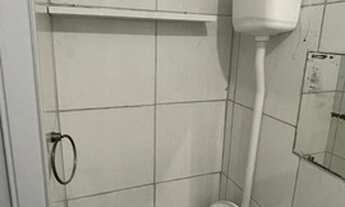 Imagem 3: Alugo linda kit net 750 pagou entrou