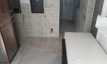 Imagem 7: Casa de vila para venda possui 360 metros quadrados com 2 quartos em Ramos - Rio de Janeir