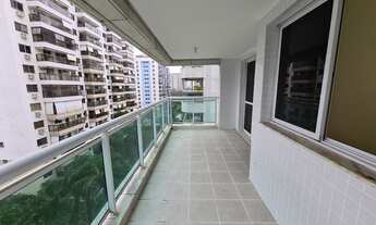 Imagem 7: Apartamento de 120 metros quadrados no bairro Barra da Tijuca com 4 quartos