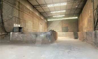 Imagem 2: Galpão Comercial com 690 m² !