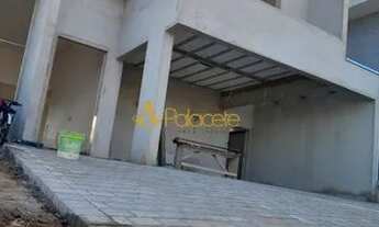 Imagem: Casa em condomínio com 2 quartos - Bairro