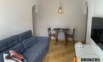 Imagem 3: Apartamento Reformado com 45 m² de área útil, 1 Dormitório SEM suíte, 2 banheiros e 1 vag