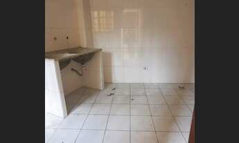 Imagem 5: Sobrado para aluguel possui 140 metros quadrados com 4 quartos