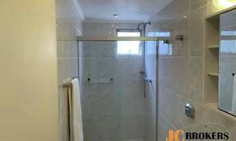 Imagem 7: Apartamento Reformado com 45 m² de área útil, 1 Dormitório SEM suíte, 2 banheiros e 1 vag