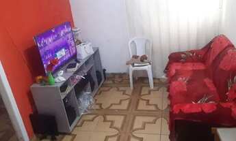 Imagem: Casa sobre posta próximo praia hipermercado