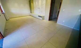 Imagem 5: Excelente Casa Plana com 3 quartos, 1 Suíte e 4 Vagas no Bairro São João Batista