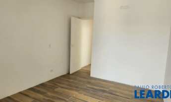 Imagem 3: SOBRADO - JARDIM SABARÁ - SP