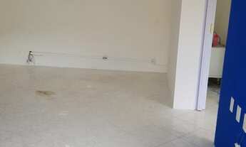 Imagem 7: Loja para aluguel na ACM, 147m,<br>Contém 5 salas, arquivo, copa, 2 vagas de garagem