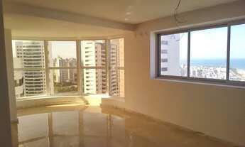 Imagem 1: Apartamento para aluguel possui 220 metros quadrados com 4 quartos + dependência completa