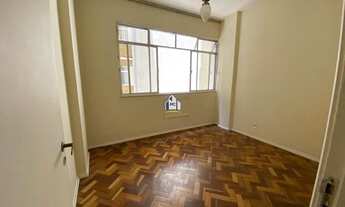 Imagem 3: Apartamento para venda tem 65 metros quadrados com 2 quartos em Icaraí - Niterói - RJ