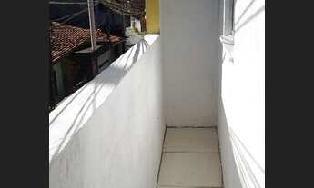 Imagem 5: Alugo casa 2/4 em Vilas de Abrantes rua do sirilo