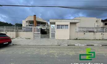 Imagem 3: Venda | Charmosa Casa em Residencial