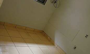 Imagem 7: Aluga se casa de fundos, sobrado parte de baixo 2 quartos , cozinha e banheiro