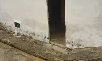 Imagem: Vendo essa casa na ilha de itaparica