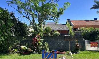 Imagem 4: Casa com espaço de terreno em Shangrila à venda