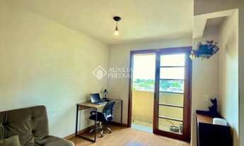 Imagem 6: Apartamento semimobiliado com 3 quartos e sacada