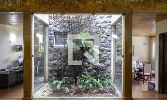 Imagem 5: Casa à Venda - Bandeirantes, 4 Quartos, 1200 m2