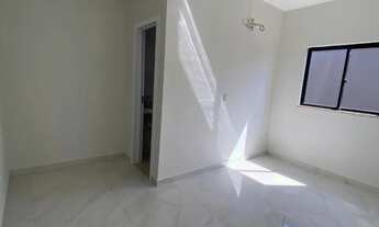 Imagem 2: Casa com três quartos sendo dois suítes - Eusébio - 79m²