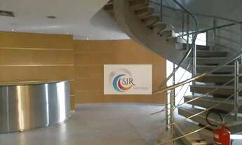 Imagem 5: Conjunto comercial mobiliado de 752 m² com 16 vagas