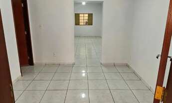 Imagem 4: ALGUEL DE CASA DE 03 QUARTOS, RUA C13, NOVO HORIZONTE, GOIANIA