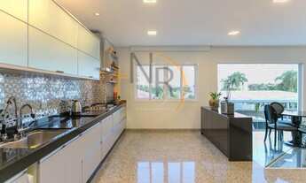 Imagem 5: Casa de altíssimo padrão no Seminário