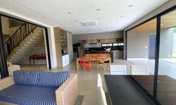 Imagem 5: Casa em Condomínio Fechado à Venda de 05 Quartos no Bairro Residencial e Empresarial Alpha