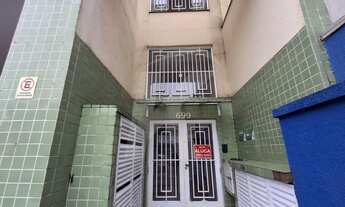 Imagem 2: Apartamento com 2 quartos, sala, cozinha, banheiro e área de serviço