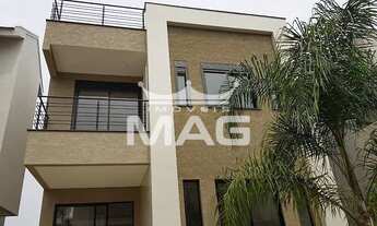 Imagem 2: CURITIBA - Sobrado Padrão - Campo Comprido