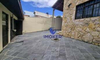 Imagem 3: Sobrado em Ferraz de Vasconcelos/SP; 4 quartos (2 suítes); 6 vagas