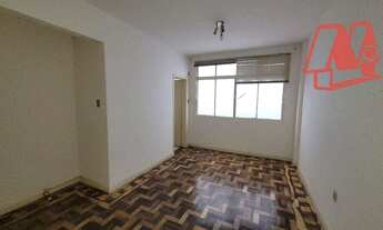 Imagem 2: No Centro, sala na Alberto Bins