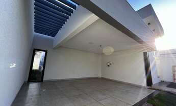 Imagem 2: Casa para venda com 213 metros quadrados com 3 quartos em Jardim Karaíba - Uberlândia - MG