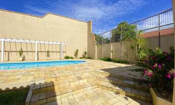 Imagem 2: Belíssimo imóvel com piscina à 150m da praia