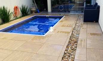 Imagem 4: Casa de condomínio para venda possui 131 metros quadrados com 3 quartos