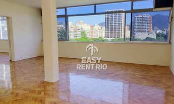 Imagem: QUADRILÁTERO, 05 quartos (01 SUÍTE), VISTA