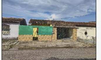 Imagem: CASA 2/4 CONJ COHAB ICORACI 200m2 próx