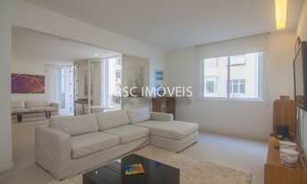 Imagem 2: Apartamento com Varanda e Vista Mar a venda tem 150m2 3 quartos 1 Suíte na 1a Quadra em C