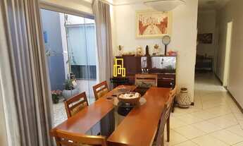 Imagem 4: Casa para Venda em Uberlândia, Alto Umuarama, 3 dormitórios, 1 suíte, 2 banheiros, 2 vagas