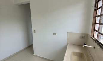 Imagem 3: Casa não independente, com ótima localização, próximo do shopping campo limpo