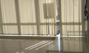 Imagem 3: Sala comercial com 44m2, frente, ar condicionado, piso cerâmico, com todas as instalaçõess