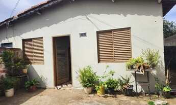 Imagem 2: Casa 2qd +barracão 2 cômodo