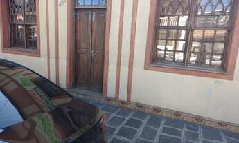 Imagem 2: Casa para venda tem 199 metros quadrados com 3 quartos em Centro - Morretes - PR