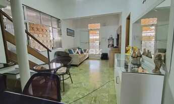 Imagem 3: Sampaio - Rua Maria Portela - Casa Frente Rua - 5 Quartos 2 Suítes Dependência - Vagas - Á