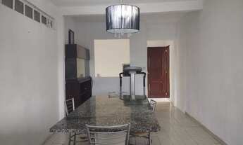 Imagem 2: Apartamento 01 quarto semi mobiliado de frente para a rua com sacada